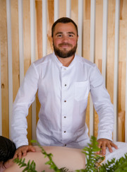 Массажист, спа-специалист Алексей Клюкин