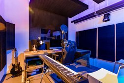 Legion records, с рейтингом 4.9 - находится по адресу Москва, 1-й Нагатинский проезд, 14 