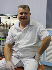 Стоматолог-ортопед, стоматолог Владимир Николаевич Головин