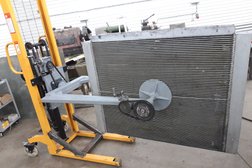 Автосервис Кулибин, с рейтингом 3.5 - находится по адресу Иркутская область, пос. Новая Разводная, Весёлая улица, 35/1 