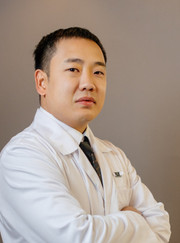 Стоматолог, ортодонт Владимир Викторович Ким