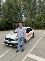 Автоинструктор, водитель Роман Анатольевич Припияло