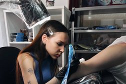 Салон тату и пирсинга Artinmotion, с рейтингом 4.9 - находится по адресу Оренбург, Пушкинская улица, 23 