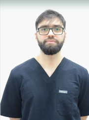 Абдоминальный хирург, ортопед Омар Ахмедович Мусаев