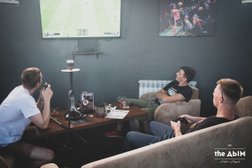 Центр паровых коктейлей The дым, с рейтингом 4.8 - находится по адресу Рязань, улица Кольцова, 1 