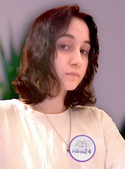 Воспитатель, няня Ангелина Алимпиева
