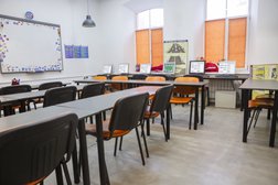 Автошкола ВОА, с рейтингом 4.9 - находится по адресу Хабаровск, улица Льва Толстого, 3 