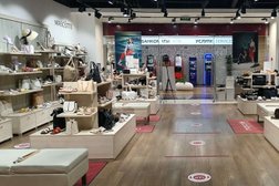 Салон обуви и аксессуаров Mascotte, с рейтингом 4.8 - находится по адресу Москва, Пресненская набережная, 2 