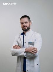 Имплантолог, стоматолог-хирург Виталий Иванович Гасянец