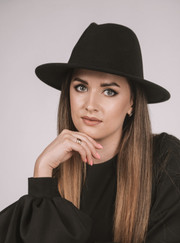 Директор, перманентный макияж Ольга Владимировна Кривошей