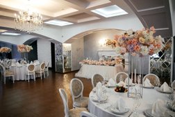 Ресторан Петровский, с рейтингом 3.6 - находится по адресу Ростовская область, Азов, Петровская площадь, 14 