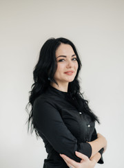 Стоматолог, стоматолог-терапевт Яна Юрьевна Лимарь