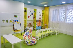 Частный детский сад Sun School, с рейтингом 4.7 - находится по адресу Тюмень, Харьковская улица, 72Б 