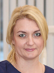 Стоматолог, стоматолог-терапевт Светлана Вячеславовна Ненахова