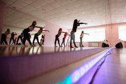 Школа современных танцев Mti Dance School, с рейтингом 4.9 - находится по адресу Мурманск, улица Александра Невского, 93 