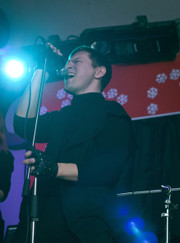 Певец Виталий Мартемьянов