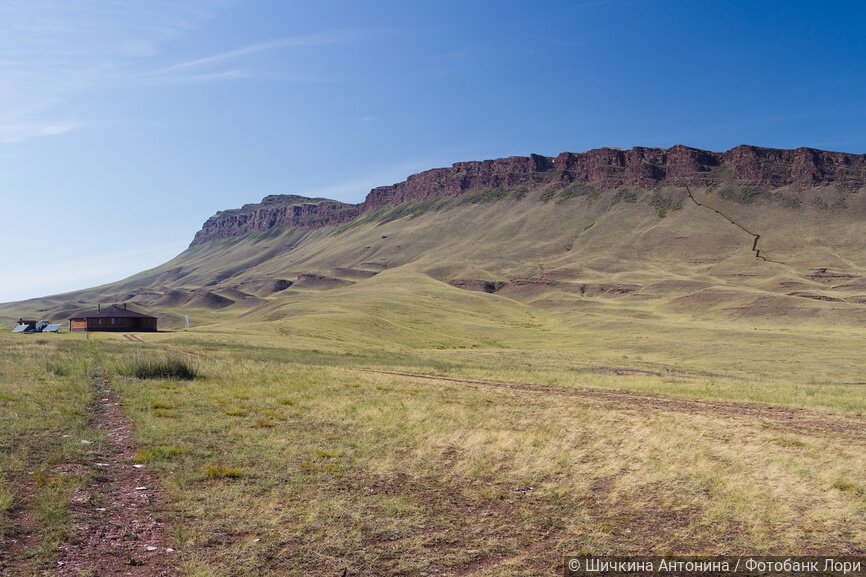Вид на горы, участок "Оглахты"