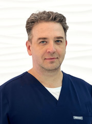 Отоларинголог, пластический хирург Александр Михайлович Мельник