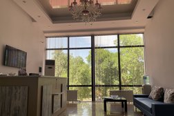 Стоматология Life Stom, с рейтингом 4 - находится по адресу Алматы, Толе би, 127 