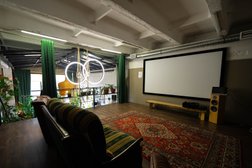 Арт-пространство ЛюбаПетя, с рейтингом 4.7 - находится по адресу Челябинск, улица Свободы, 2 к5 