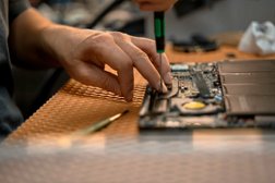 Сервисный центр Run computer, с рейтингом 4.9 - находится по адресу Санкт-Петербург, Торфяная дорога, 2к1 