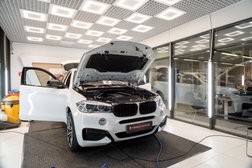 Favorit Premium Сервис, с рейтингом 4.9 - находится по адресу Москва, 1-й Дорожный проезд, 4с1 