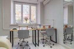 Ногтевая студия Kadikova nails, с рейтингом 4.9 - находится по адресу Москва, 1-й Щипковский переулок, 13/15 