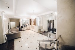 Клиника пластической хирургии и косметологии Revitalife, с рейтингом 4.7 - находится по адресу Москва, Большая Очаковская улица, 31 