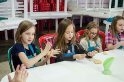 Лагерь для девочек Princess School, с рейтингом 4.3 - находится по адресу Новосибирск, Красный проспект, 82 