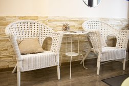 Салон красоты AMI, с рейтингом 4 - находится по адресу Москва, Базовская улица, 15к6 