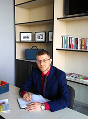 Бизнес-консультант, бизнес-тренер Александр Вениаминович Кнутарев