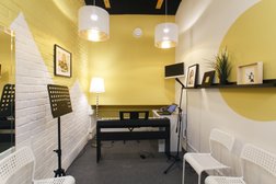 Школа музыки First music family, с рейтингом 3.8 - находится по адресу Москва, Армянский переулок, 7 