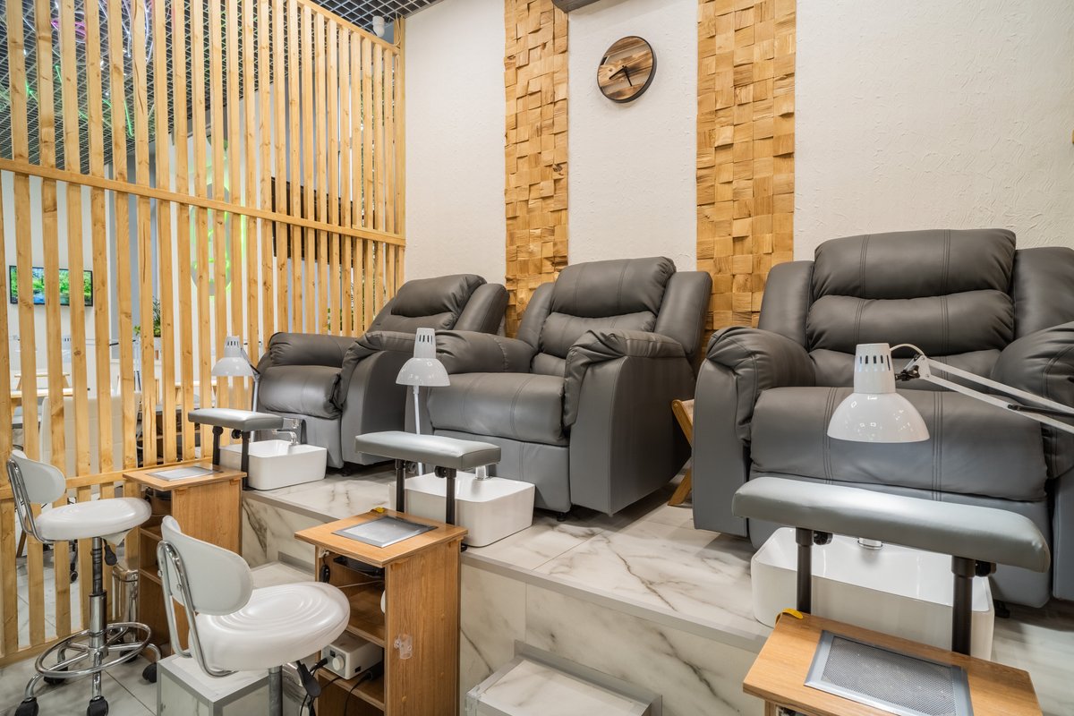 фотография Студии маникюра и педикюра Fresh Nail Bar на метро Молодёжная