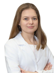 Стоматолог, стоматолог-терапевт Александра Юрьевна Зноева