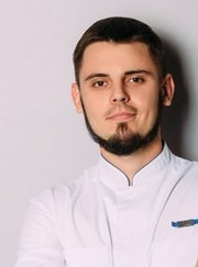 Имплантолог, стоматолог Андрей Сергеевич Карелин