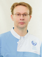 Мануальный терапевт, остеопат Андрей Юльевич Лазарев