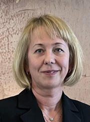 Директор, менеджер по туризму Елена Кузьмина