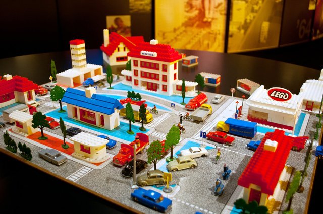 Когда «Лего‎» уже не хватает: 7 крутых поделок для маленьких строителей