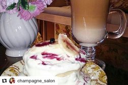 Мастерская красоты Champagne, с рейтингом 3.8 - находится по адресу Смоленск, улица Николаева, 12в 