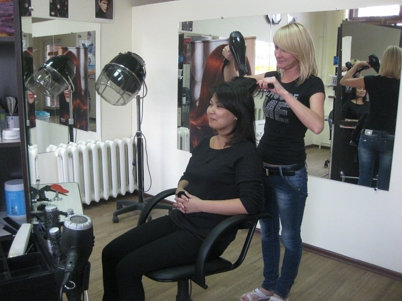 Салон элен. Парикмахерская сходненская. Салон ариэль. Соты для салон красоты. Салон ариэль.