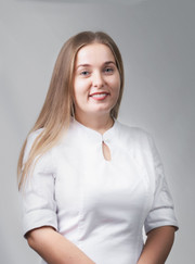 Стоматолог, стоматолог-терапевт Елена Сергеевна Бондарь