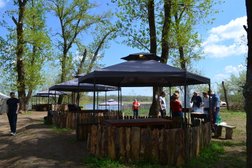 База отдыха Адреналин, с рейтингом 3.6 - находится по адресу Волгоградская область, Среднеахтубинский район, Куйбышевское сельское поселение, посёлок Куйбышев, Советская улица, 1а 