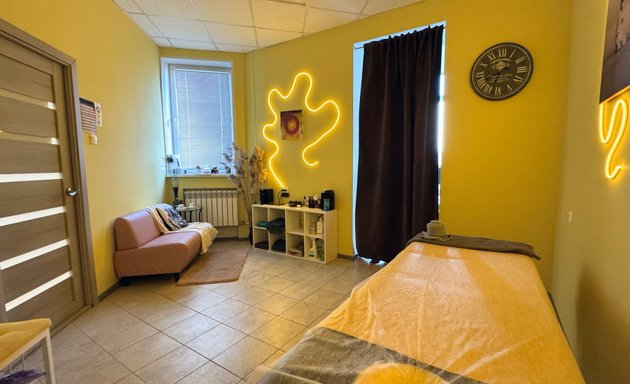 Корей эскорттары эротикалық массаж ұсынады.