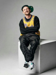 Тренер по танцам Сергей Чикирисов