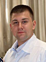 Стоматолог, стоматолог-ортопед Денис Александрович Дюбанов