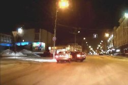 Юридическая компания Автоюрист-Омск, с рейтингом 4.5 - находится по адресу Омск, Больничный переулок, 6 