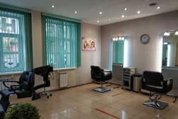 Центр красоты и здоровья Светлания, с рейтингом 3.6 - находится по адресу Московская область, Подольск, Советская площадь, 3 