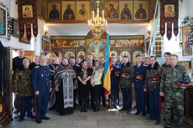 Свято-Троицкий храм на Весенней улице в Волгодонске, Ростов-на-Дону 🎭  отзывы, фото, цены, телефон и адрес - Zoon.ru