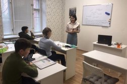 Языковой центр L.e.o., с рейтингом 4.5 - находится по адресу Санкт-Петербург, Выборгское шоссе, 5 к1 
