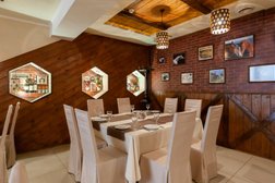 Ресторан Золотая подкова, с рейтингом 4.3 - находится по адресу Новороссийск, Малоземельская улица, 8/10 